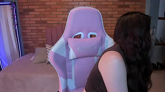 Snapshot of Amy_joones chatting on 06-03-26, 11:44 Amy joones online show from 06-03-26, 11:44