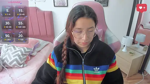 Amy joones online show from 12-05-25, 12:48