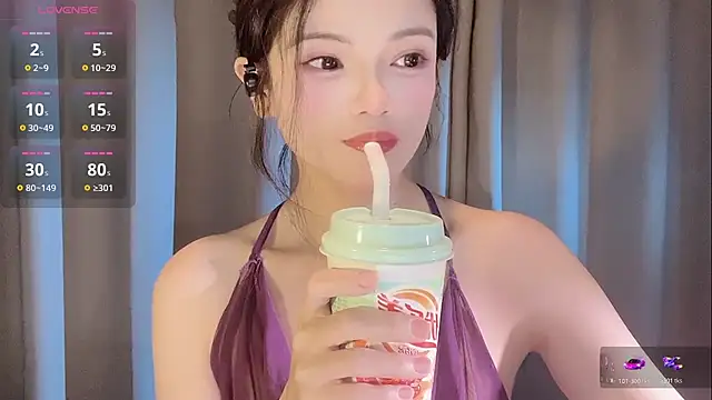 --xixi-- online show from 03-06-26, 09:21