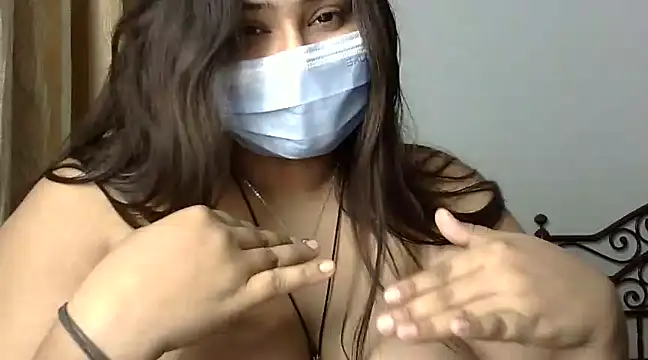 cutelady65 online show from 01-05-25, 03:23