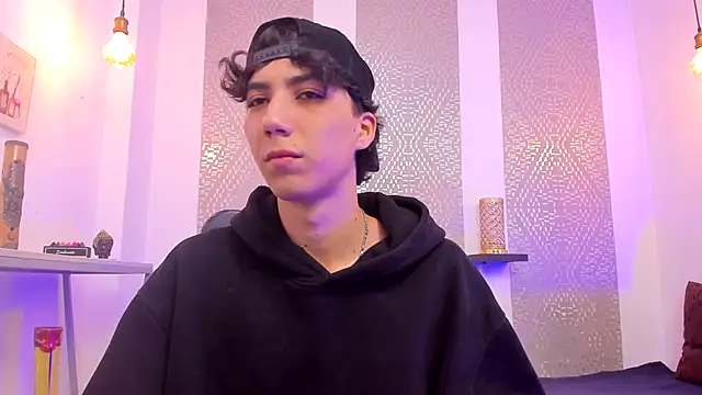 Nikolay Gregori online show from 10-24-25, 04:11