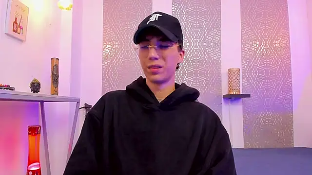 Nikolay Gregori online show from 12-21-25, 04:14