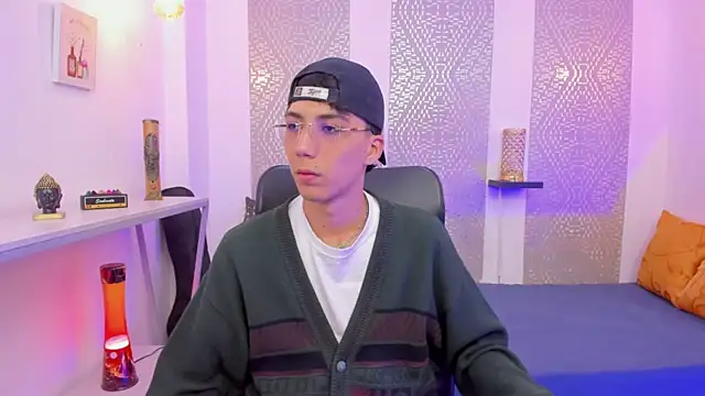 Nikolay Gregori online show from 01-08-26, 04:51