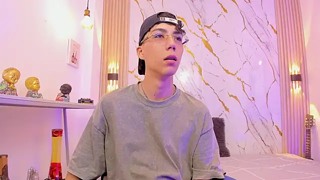 Nikolay Gregori online show from 03-20-26, 04:13