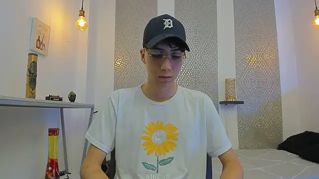 Nikolay Gregori online show from 11-11-25, 04:18