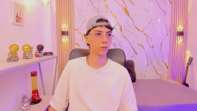 Nikolay Gregori online show from 02-13-26, 04:12