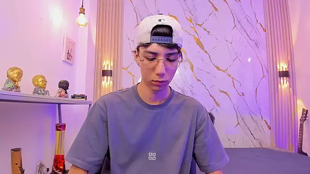 Nikolay Gregori online show from 04-05-26, 04:19