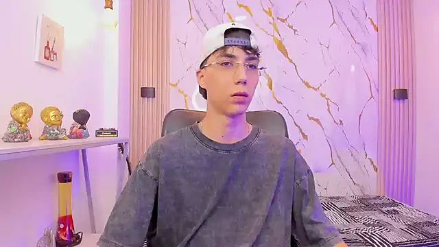 Nikolay Gregori online show from 02-06-26, 04:08