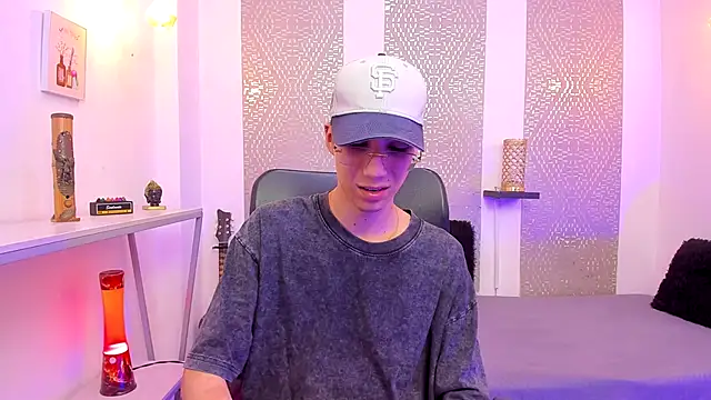 Nikolay Gregori online show from 11-23-25, 04:22