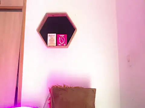 Gorrion   online show from 10-29-25, 11:03