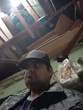 Miguel16i online show from 12-05-25, 07:29