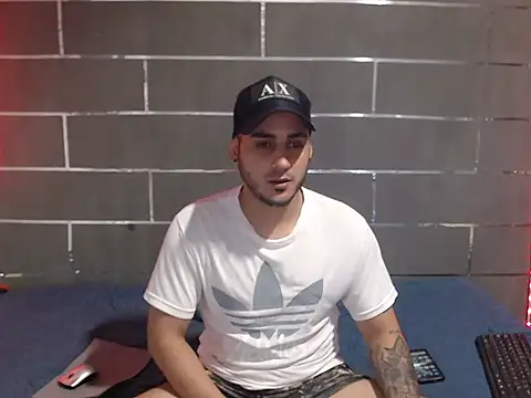 xxxxhotxoxo online show from 05-17-26, 06:35