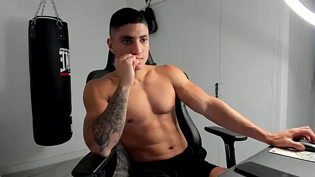 dan01  online show from 11-06-25, 01:37