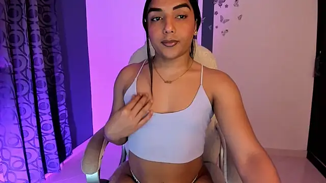 CandyLatinHott online show from 12-22-25, 01:39