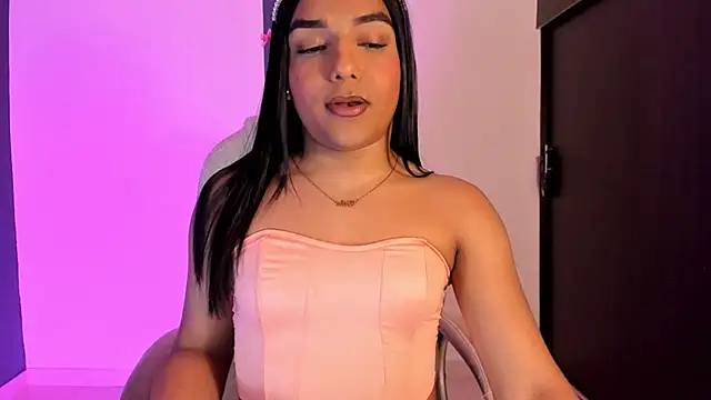 CandyLatinHott online show from 11-22-25, 11:14