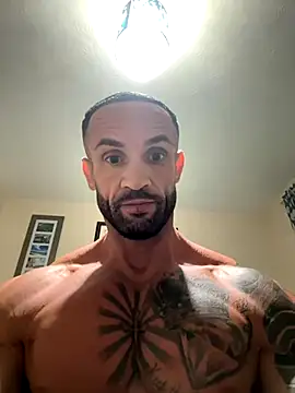 Snapshot of Magnificmuscles89 chatting on 09-12-25, 08:25 Magnificmuscles89 online show from 09-12-25, 08:25