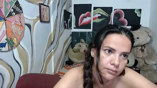 Snapshot of manzanahot9 chatting on 02-23-26, 01:55 manzanahot9 online show from 02-23-26, 01:55