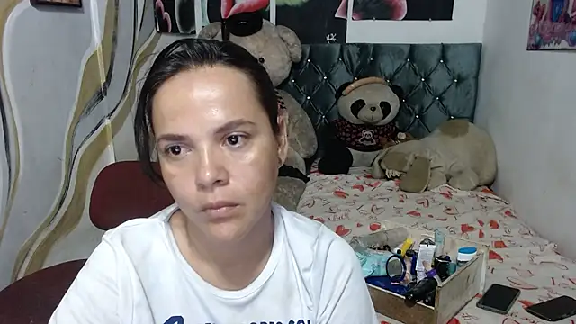 manzanahot9 online show from 07-10-26, 09:53
