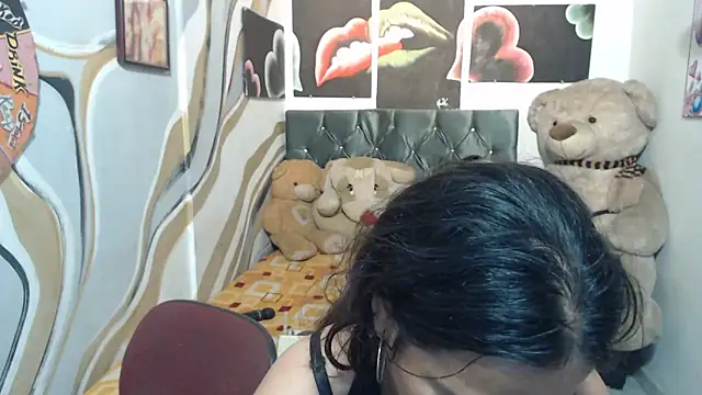 Snapshot of manzanahot9 chatting on 12-03-25, 10:31 manzanahot9 online show from 12-03-25, 10:31