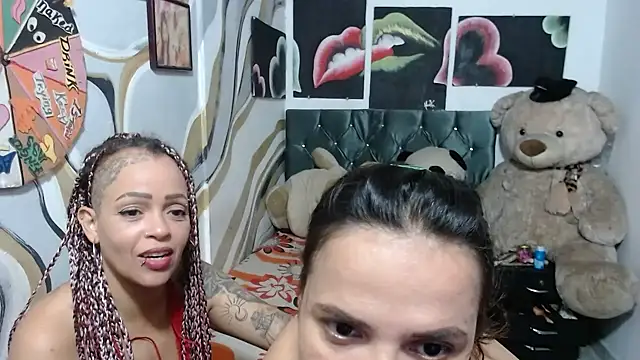 Snapshot of manzanahot9 chatting on 02-17-26, 08:39 manzanahot9 online show from 02-17-26, 08:39