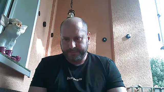 Snapshot of HarleyQuinnundJoker chatting on 10-10-25, 11:00 HarleyQuinnundJoker online show from 10-10-25, 11:00