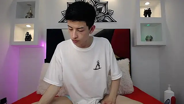 MaikCarver online show from 02-04-25, 09:07