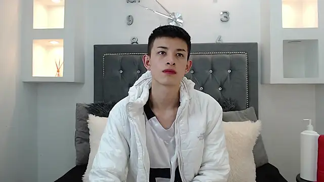 MaikCarver online show from 01-15-25, 04:15