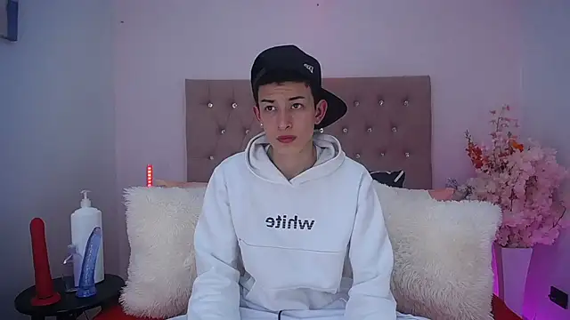 MaikCarver online show from 01-31-25, 04:14