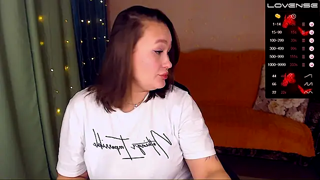 Cutie-Melanie online show from 12-06-24, 12:22