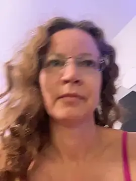 AnnikaRose online show from 06-19-26, 03:12