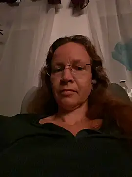AnnikaRose online show from 10-06-25, 05:52