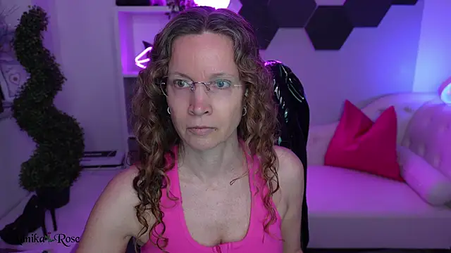 AnnikaRose online show from 02-14-26, 01:00