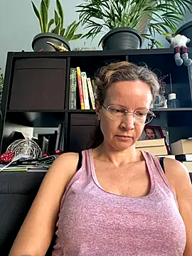 AnnikaRose online show from 09-23-25, 05:47