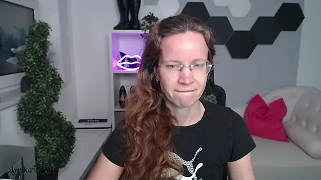 AnnikaRose online show from 03-16-25, 12:00