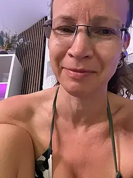 AnnikaRose online show from 06-25-26, 03:48