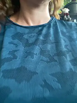 AnnikaRose online show from 03-04-26, 06:43