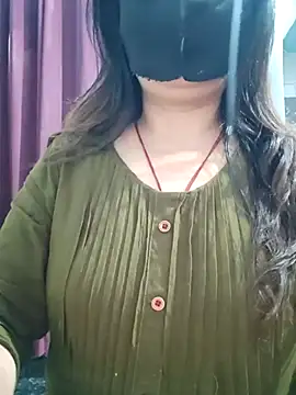Aishwaryaa 69 online show from 04-30-26, 02:29