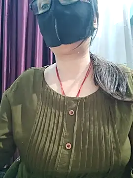 Aishwaryaa 69 online show from 03-12-26, 01:26