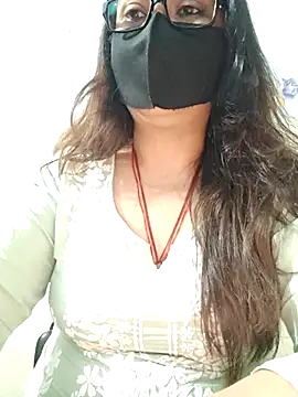 Aishwaryaa 69 online show from 03-10-26, 11:25