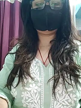 Aishwaryaa 69 online show from 04-29-26, 02:27