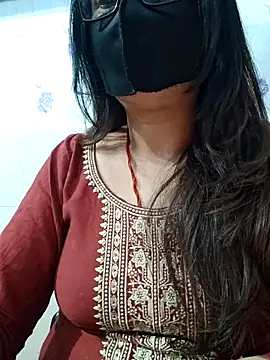 Aishwaryaa 69 online show from 03-06-26, 08:53