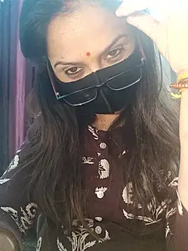 Aishwaryaa 69 online show from 01-10-26, 09:37