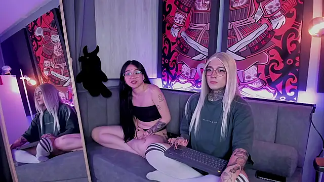 JadeyKhada online show from 04-12-26, 09:07