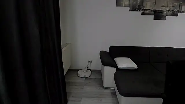 Snapshot of Richarddarell1 chatting on 02-13-26, 07:30 Richarddarell1 online show from 02-13-26, 07:30