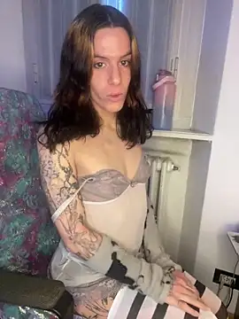 giuli zerozero online show from 01-07-25, 03:02