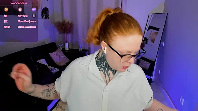 Cassie xKiss online show from 03-13-26, 08:47