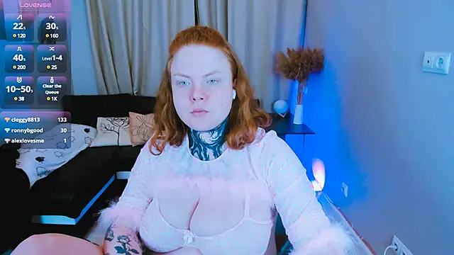 Cassie xKiss online show from 03-18-25, 11:42