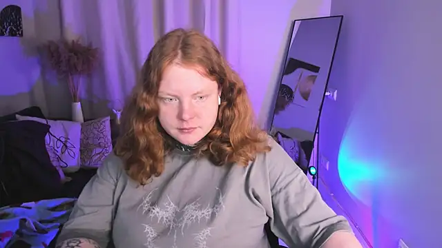 Snapshot of Cassie_xKiss chatting on 04-22-26, 08:48 Cassie xKiss online show from 04-22-26, 08:48