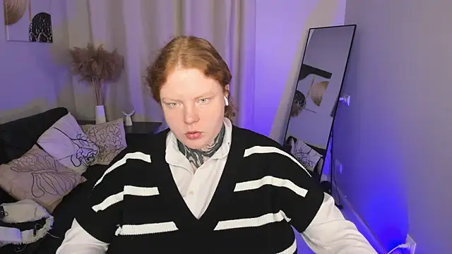 Cassie xKiss online show from 04-21-26, 05:58