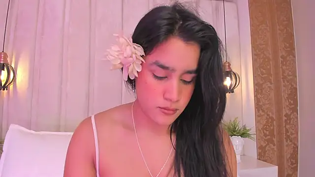 Snapshot of bonniekim_ chatting on 03-10-25, 01:00 bonniekim online show from 03-10-25, 01:00